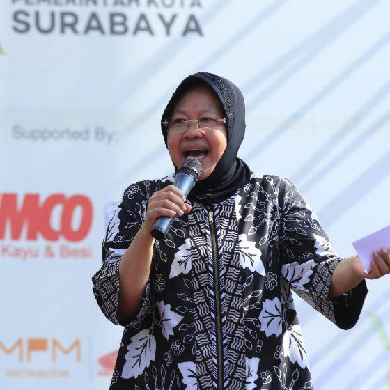Tri Rismaharani女士